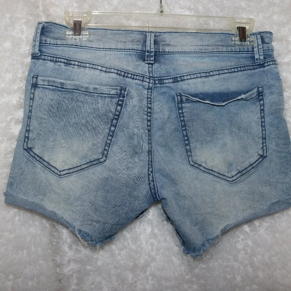 MUDD flx stretch size 9 juniors low rise MIDI